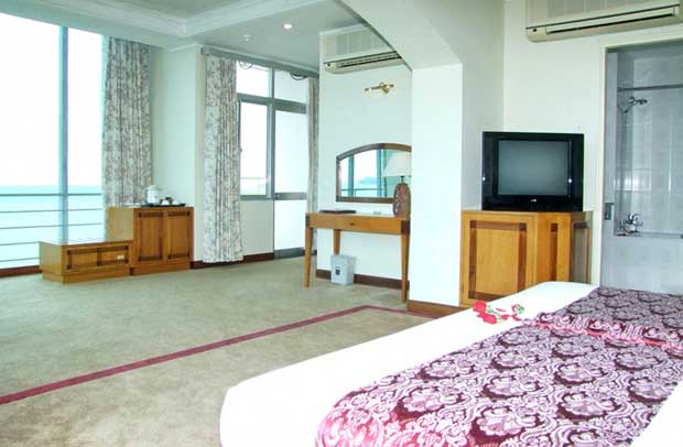 Номер suite в отеле Nha Trang Lodge 4 во Вьетнам