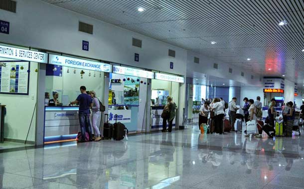 Зал в аэропорту Хошимина