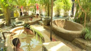 Грязевые ванны в горячих источниках Ай Резорт