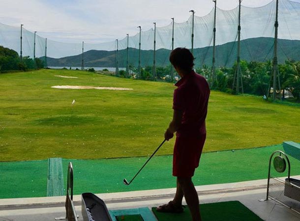 Гольф на острове Хон Там