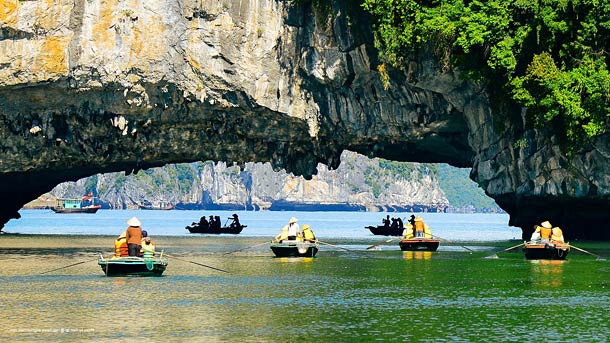 Экскурсии в бухту Халонг (Вьетнам)